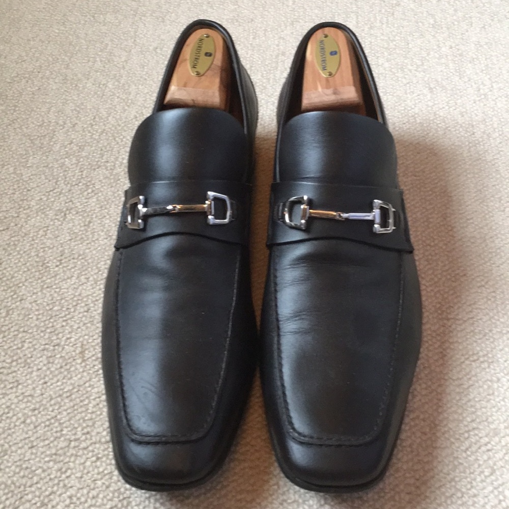 Men’s Gucci loafers